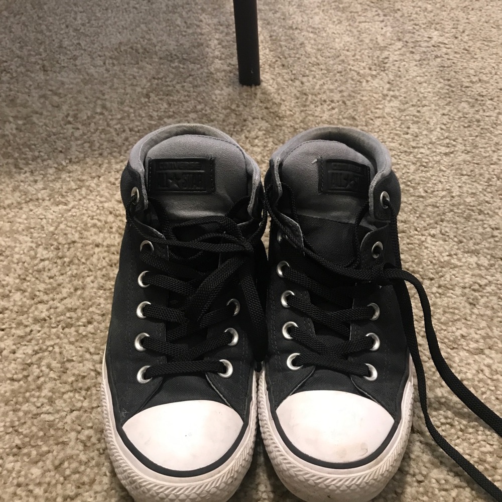 Converse Mid Tops